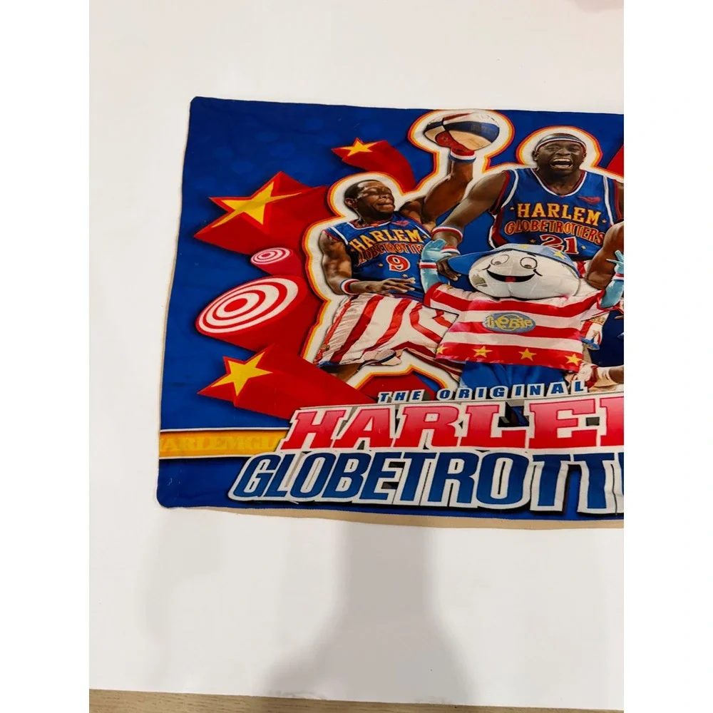 Harlem Globetrotters Throw‎ Blanket Comforter Pillow Sham Blue Red Basketball